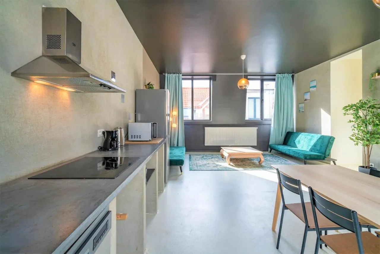Antwerp Central Residence 0*,